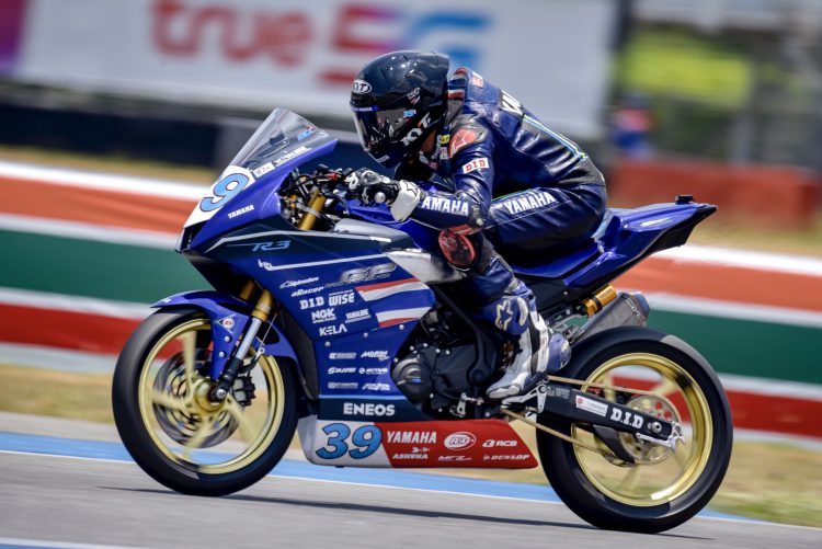 “ไอเดีย” ประเดิมเกมศึกชิงแชมป์อย่างร้อนแรง รั้งตำแหน่งผู้นำรุ่น AP250 การซ้อมศึกเอเชีย โร้ด เรซซิ่ง สนามแรก บุรีรัมย์