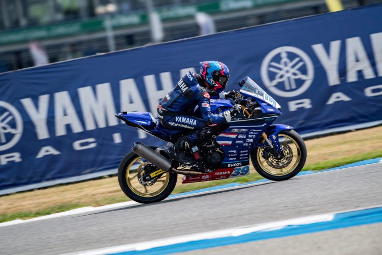 “ไอเดีย – กฤตภัทร” บู๊สุดมัน คว้าโพเดียมอันดับ 2 รุ่น เอเชียโปรดักชั่น 250 เรซ 2 เดินหน้าล่า “แชมป์เอเชีย”