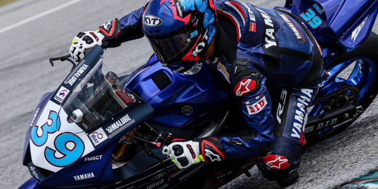 “ทัพนักบิดไทยยามาฮ่า” พลิกเกมสุดโหด ARRC “ไอเดีย-กฤตภัทร” ปลดล็อก คว้าชัยแรกที่ มาเลเซีย  “ตี-อนุภาพ” โชว์ฟอร์มดุ ! แซงจากท้ายเบิ้ลโพเดียม