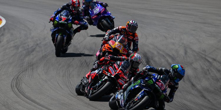 “รินส์” คว้าท็อป 11 เก็บแต้มสำคัญจาก โมโตจีพี อรากอน “กวาร์ตาราโร” เผยปรับปรุงได้แต่ยังต้องเดินหน้าทำงานหนัก