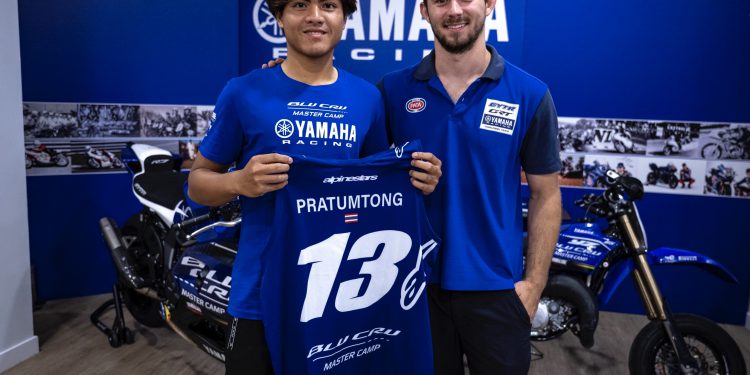 ดาวรุ่งไทยยามาฮ่า “อาร์ตี้”ธนกฤต ประทุมทอง เช็คอิน YAMAHA BLU CRU Master Camp 2025 ต้อนรับโดยโมโตจีพี & WorldSBK Rider