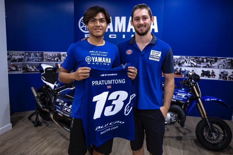 ดาวรุ่งไทยยามาฮ่า “อาร์ตี้”ธนกฤต ประทุมทอง เช็คอิน YAMAHA BLU CRU Master Camp 2025 ต้อนรับโดยโมโตจีพี & WorldSBK Rider