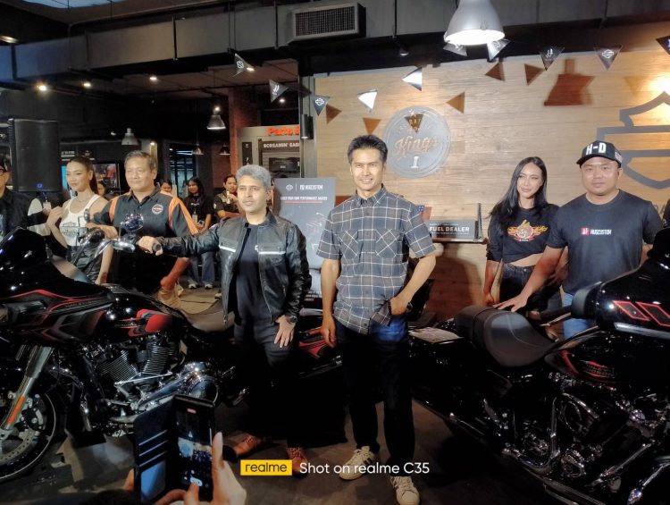 Harley-Davidson Asia & HUGSTICKERCUSTOM  เปิดตัว Project Build Your Own Performance Bagger