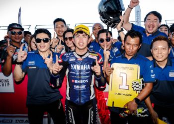 “เพลงชาติไทย” กระหึ่ม ! “ไอเดีย-กฤตภัทร” คว้าชัยเรซ 2 ศึกเอเชีย โร้ด รุ่น 250