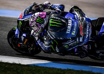 4 นักบิดยามาฮ่าเดินหน้าเก็บข้อมูลวันแรก ทดสอบ M1 V4 เตรียมลุยศึกเปิดฤดูกาล ThaiGP ที่บุรีรัมย์