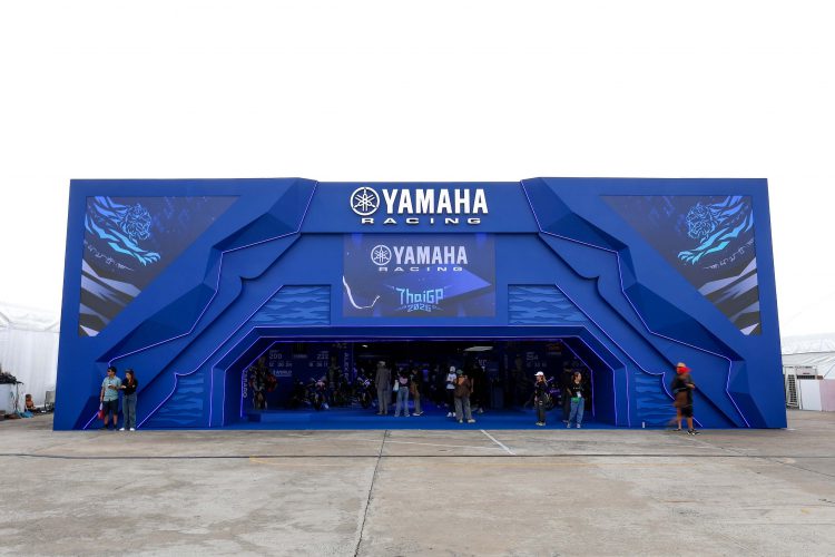 ยามาฮ่าถ่ายทอดจิตวิญญาณ YAMAHA RACING เนรมิต “YamahaGP Pavilion” โดมยักษ์ติดแอร์ 800 ตร.ม. ต้อนรับแฟน MotoGP ทั่วโลก พร้อมเปิดตัวเสื้อ ThaiGP Collection ผสานความเป็นไทยอย่างลงตัว