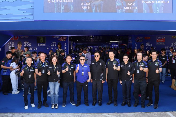 ยามาฮ่าให้การต้อนรับนายกรัฐมนตรี “นายอนุทิน ชาญวีรกูล” เยี่ยมชม YamahaGP Pavilion ในศึก MotoGP 2026