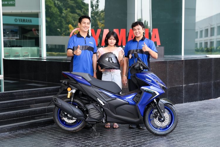 ยามาฮ่ามอบ All New AEROX พร้อมหมวก Scorpion ลายเซ็น “อเล็กซ์ รินส์” มูลค่ารวมกว่า 1 แสนบาท ตอกย้ำประสบการณ์สุดเอ็กซ์คลูซีฟจาก MotoGP