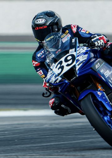 “ยามาฮ่า ไทยแลนด์ เรซซิ่ง ทีม” ระเบิดฟอร์มเก็บ 2 ชัยชนะ 3 โพเดียม “ไอเดีย-กฤตภัทร” เหมาชัย AP250 – “ตี-อนุภาพ” ฮึดสู้ รั้งท็อปโฟร์ SS600 ศึก ARRC สนามแรก เซปังฯ