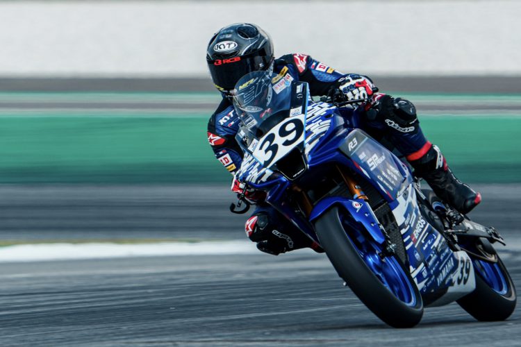 “ยามาฮ่า ไทยแลนด์ เรซซิ่ง ทีม” ระเบิดฟอร์มเก็บ 2 ชัยชนะ 3 โพเดียม “ไอเดีย-กฤตภัทร” เหมาชัย AP250 – “ตี-อนุภาพ” ฮึดสู้ รั้งท็อปโฟร์ SS600 ศึก ARRC สนามแรก เซปังฯ